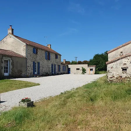 Les Fragonnettes Saint-Julien-des-Landes